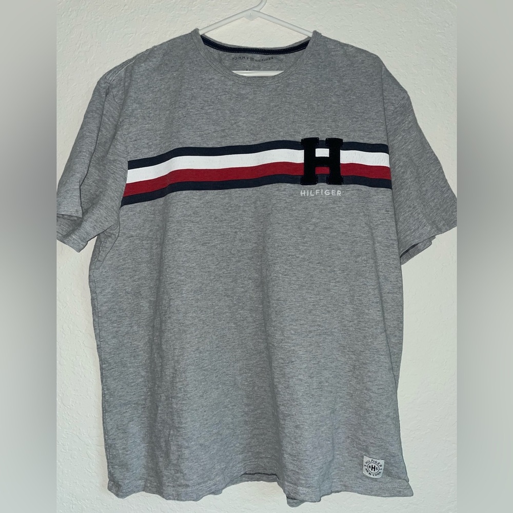 XL men’s Tommy Hilfiger men’s tee